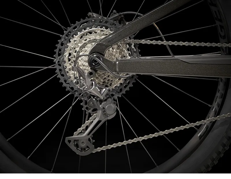 Trek Fuel EX 8 XT Mountain Bike in Red-9